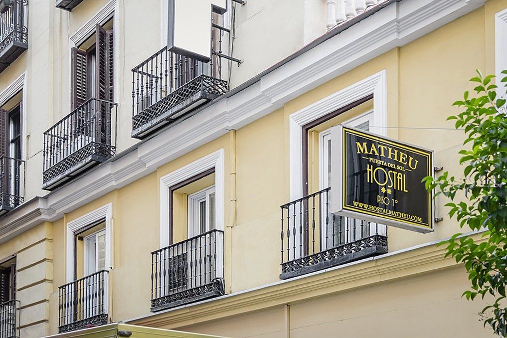 Hostal Matheu Madrid Ngoại thất bức ảnh